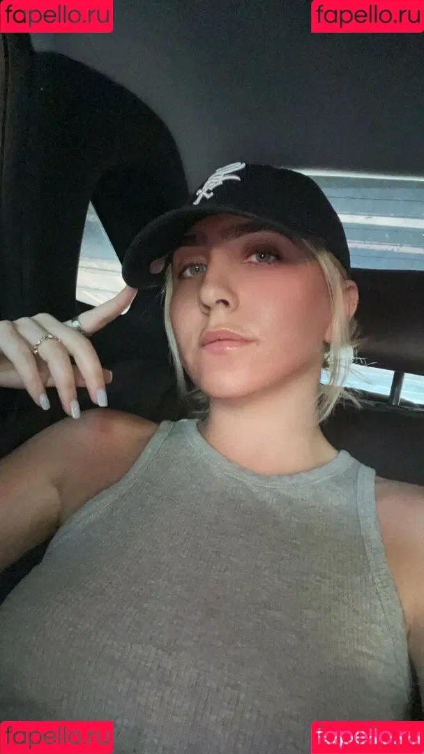 movementswithmolly / movewithmolly_ Onlyfans Photo Gallery 