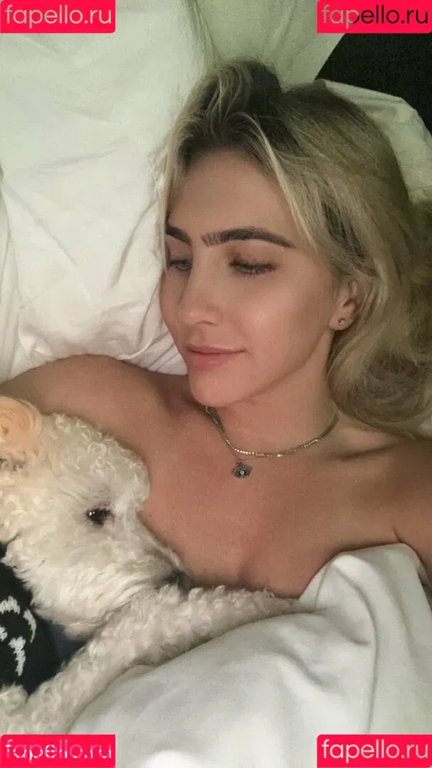 movementswithmolly / movewithmolly_ Onlyfans Photo Gallery 