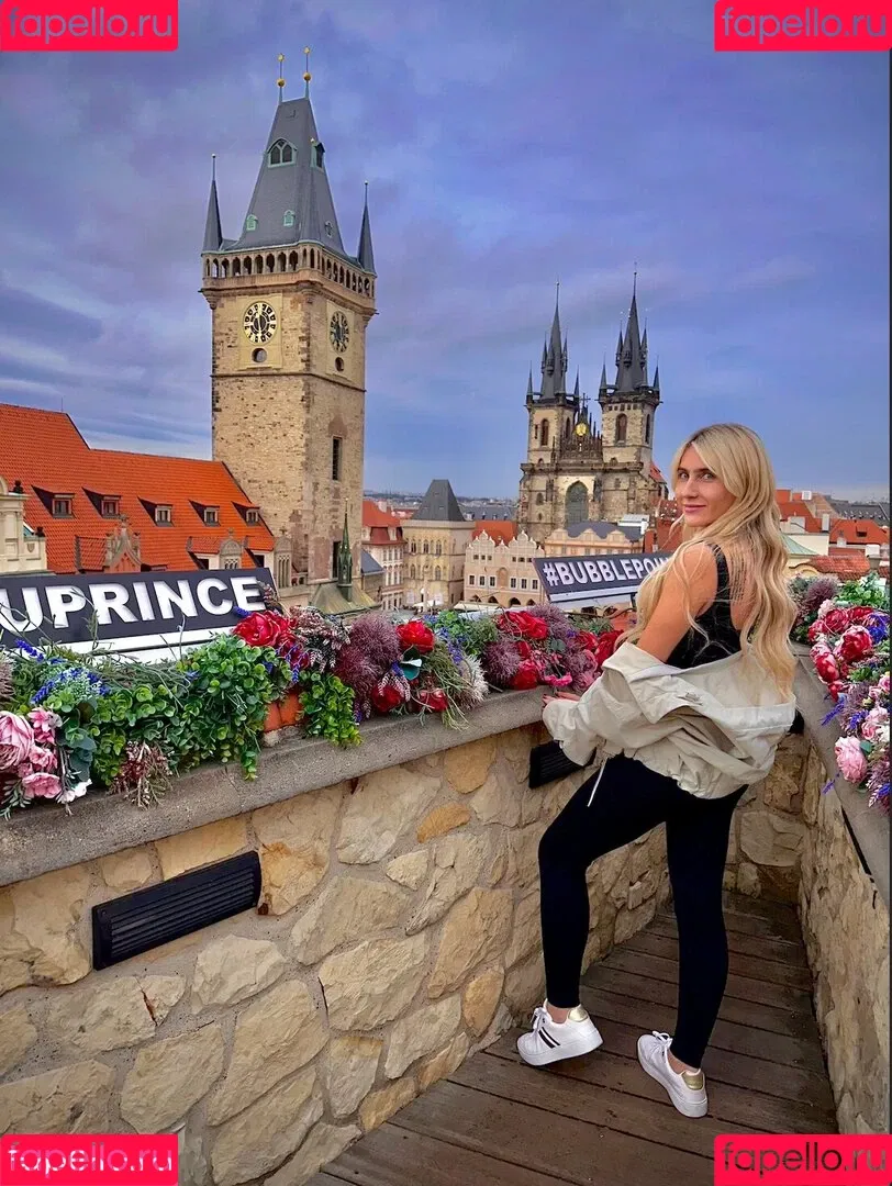 movementswithmolly / movewithmolly_ Onlyfans Photo Gallery 