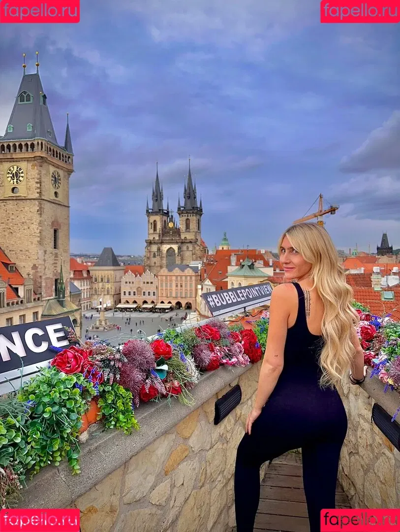 movementswithmolly / movewithmolly_ Onlyfans Photo Gallery 