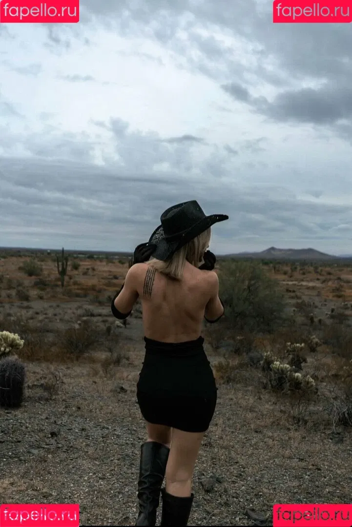 movementswithmolly / movewithmolly_ Onlyfans Photo Gallery 