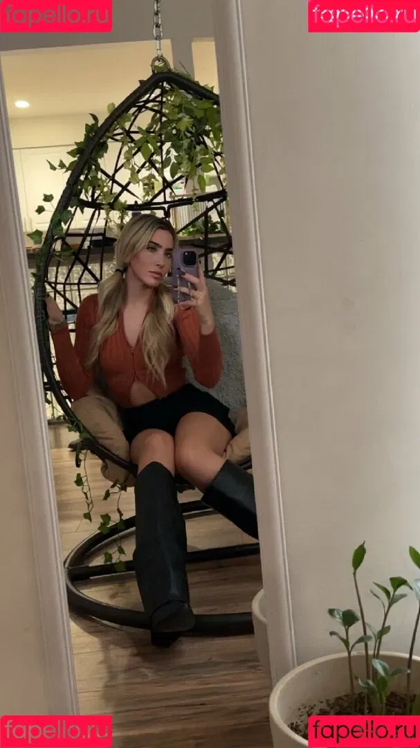 movementswithmolly / movewithmolly_ Onlyfans Photo Gallery 