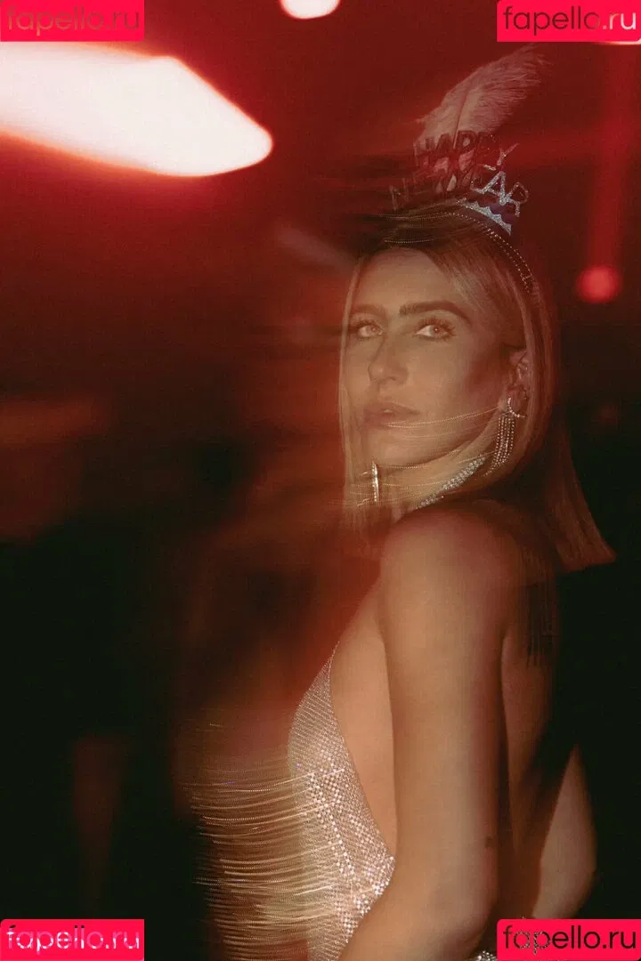 movementswithmolly / movewithmolly_ Onlyfans Photo Gallery 