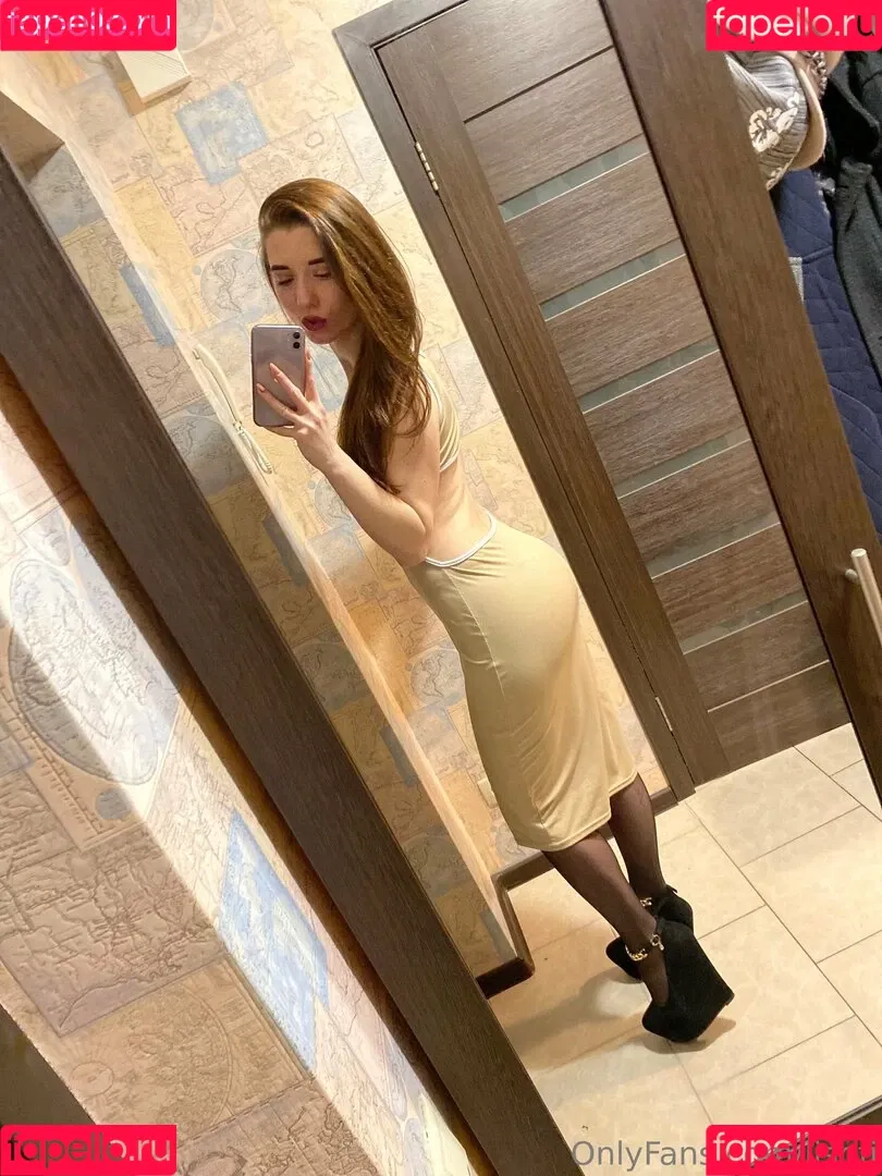 lisofi Onlyfans Photo Gallery 