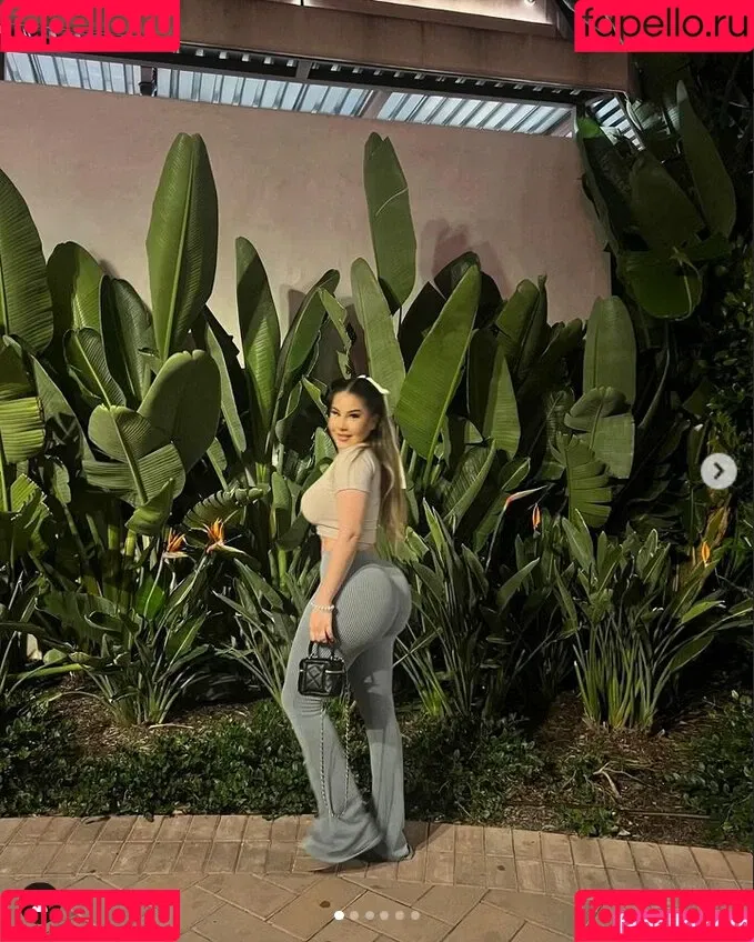 Shesyukie / asunaistheename Onlyfans Photo Gallery 