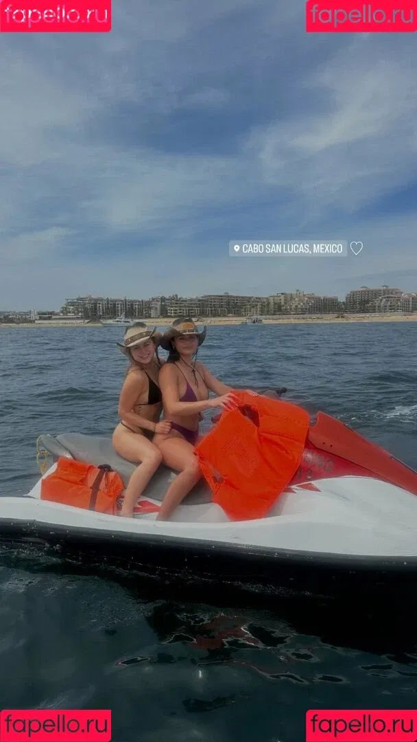 Sara Bella Harris / iamsarahharris Onlyfans Photo Gallery 