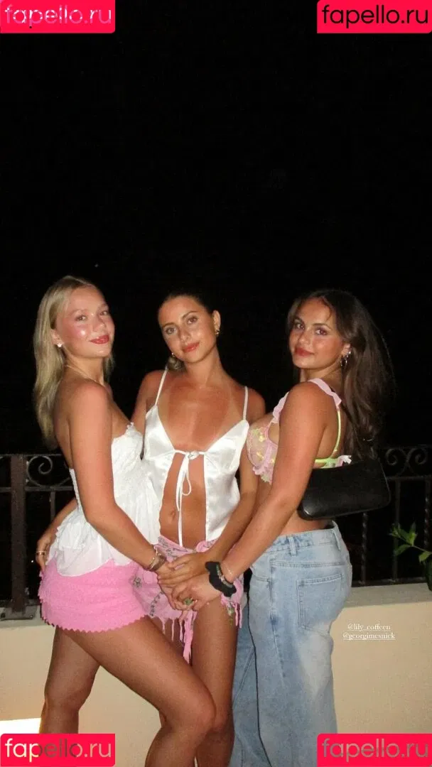 Sara Bella Harris / iamsarahharris Onlyfans Photo Gallery 