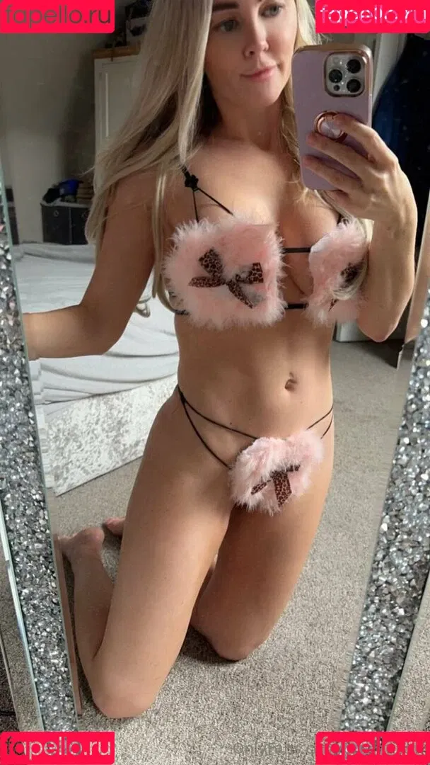 Kay_Gracey_ / graceykay / graceykayshow Onlyfans Photo Gallery 