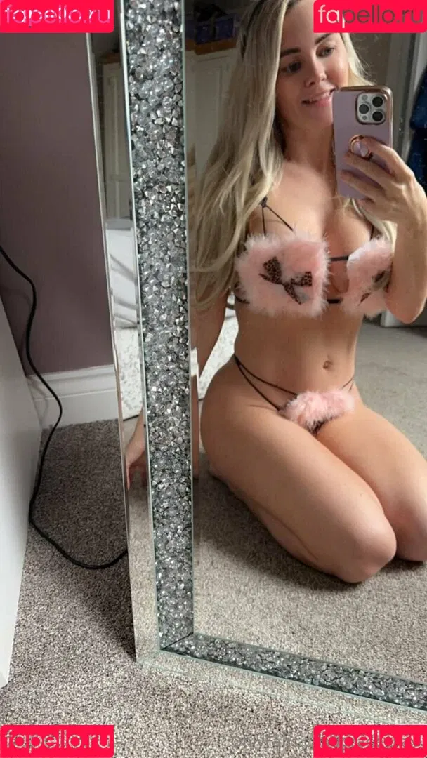 Kay_Gracey_ / graceykay / graceykayshow Onlyfans Photo Gallery 