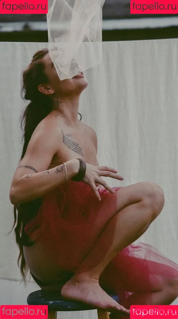 ElIZAGRACEMUSIC / Eliza Grace / elizaxograce Onlyfans Photo Gallery 