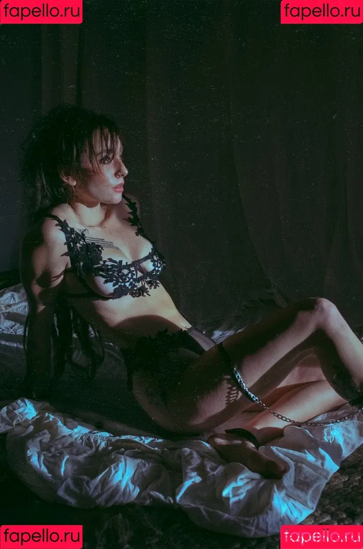 ElIZAGRACEMUSIC / Eliza Grace / elizaxograce Onlyfans Photo Gallery 