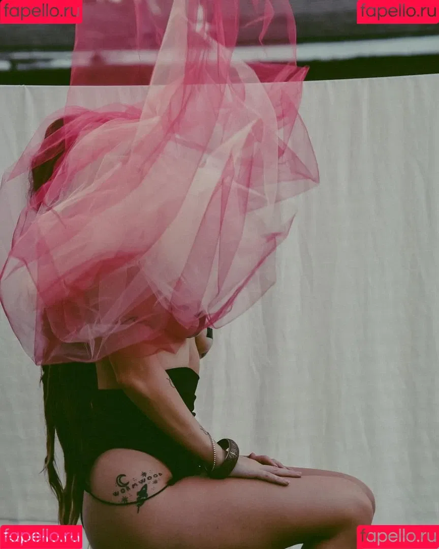 ElIZAGRACEMUSIC / Eliza Grace / elizaxograce Onlyfans Photo Gallery 