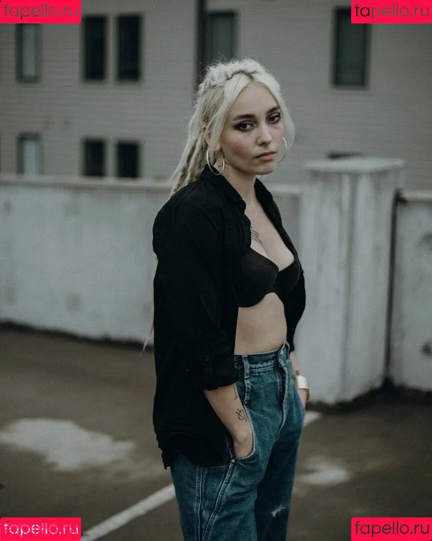 ElIZAGRACEMUSIC / Eliza Grace / elizaxograce Onlyfans Photo Gallery 