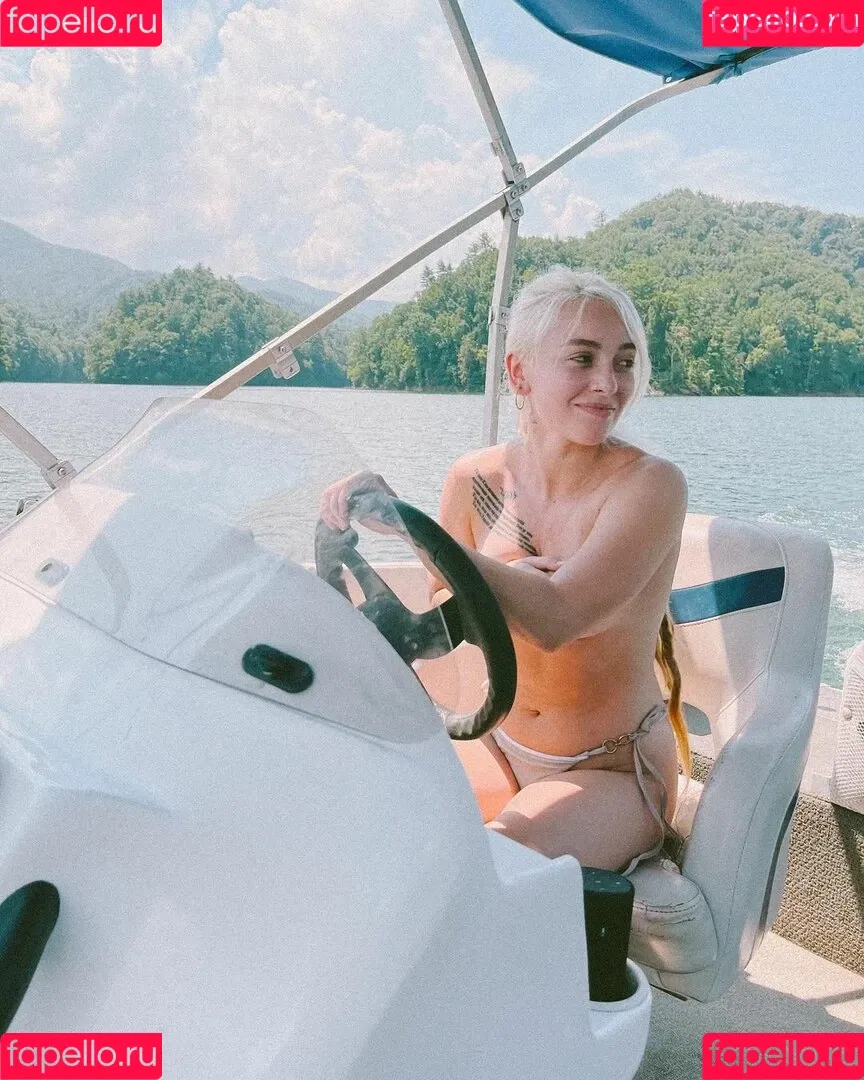 ElIZAGRACEMUSIC / Eliza Grace / elizaxograce Onlyfans Photo Gallery 