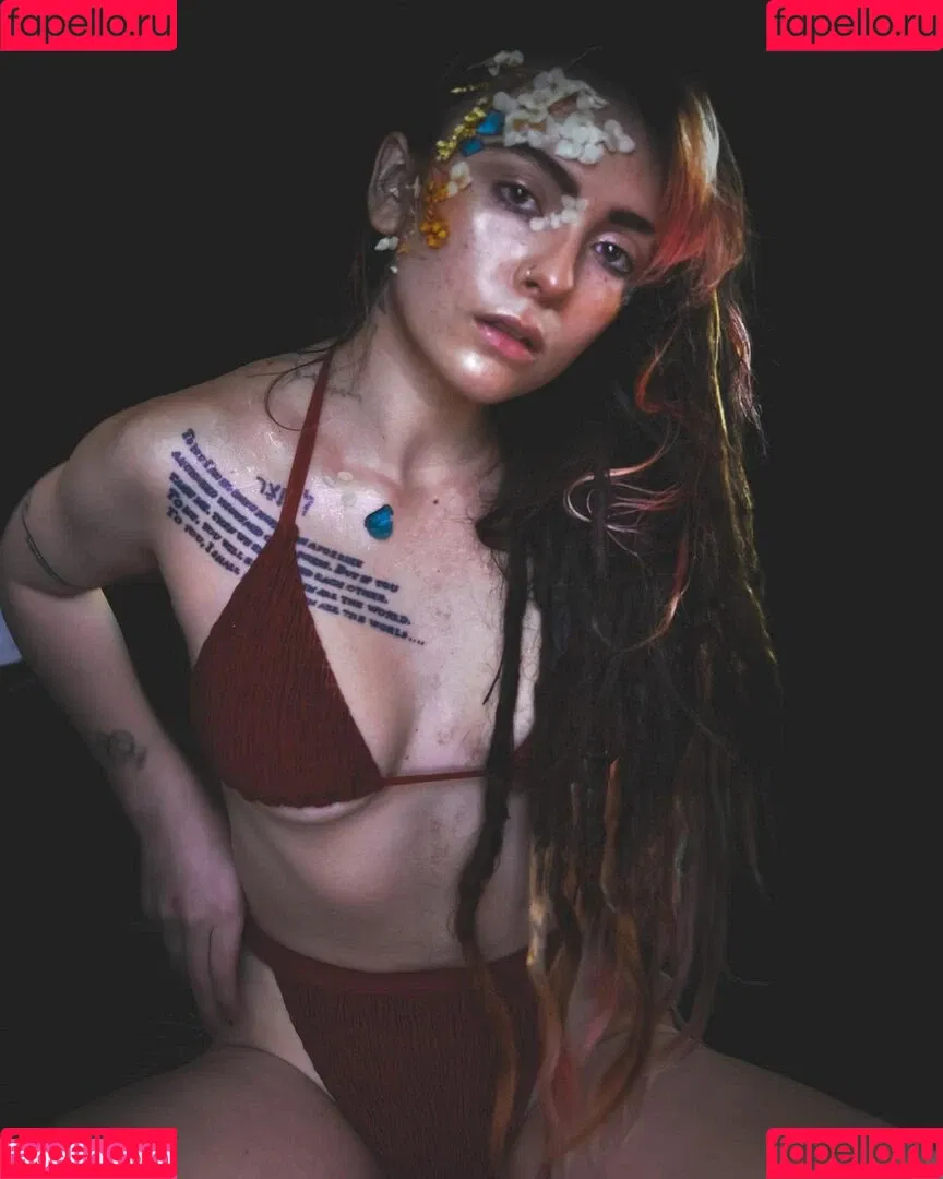 ElIZAGRACEMUSIC / Eliza Grace / elizaxograce Onlyfans Photo Gallery 