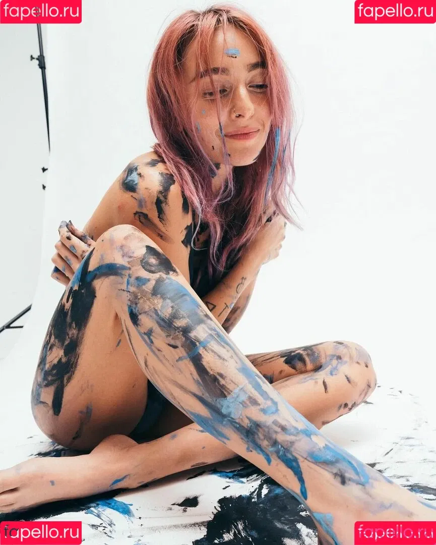 ElIZAGRACEMUSIC / Eliza Grace / elizaxograce Onlyfans Photo Gallery 