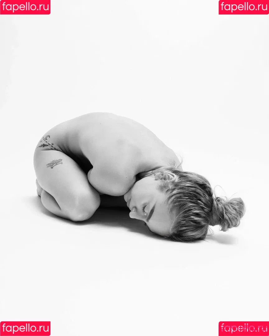 ElIZAGRACEMUSIC / Eliza Grace / elizaxograce Onlyfans Photo Gallery 