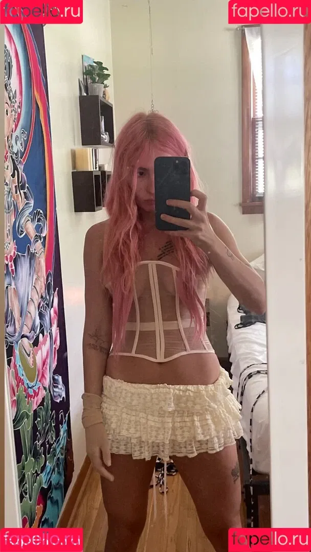 ElIZAGRACEMUSIC / Eliza Grace / elizaxograce Onlyfans Photo Gallery 