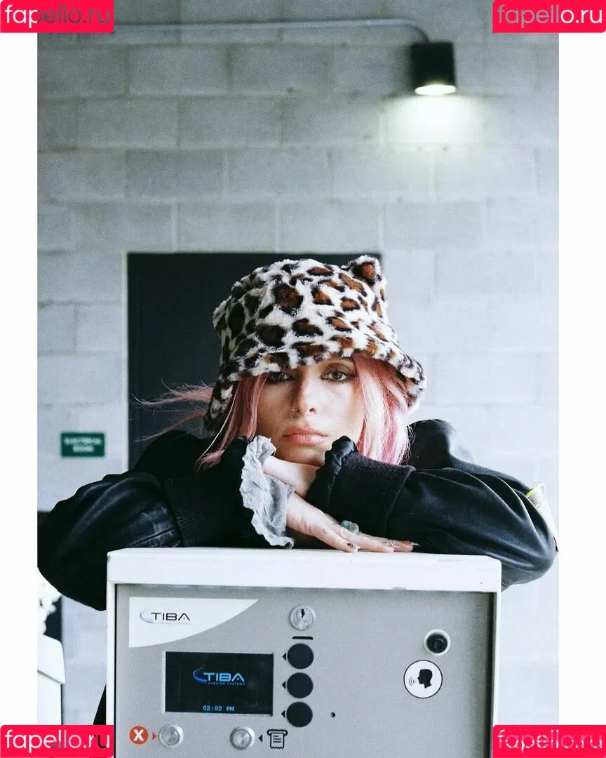 ElIZAGRACEMUSIC / Eliza Grace / elizaxograce Onlyfans Photo Gallery 