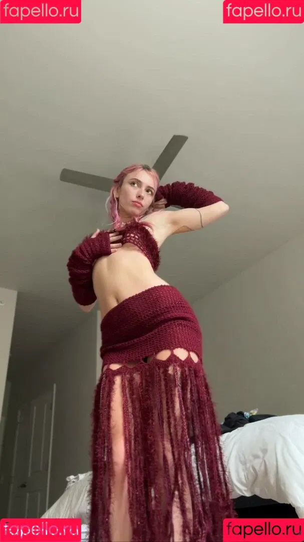 ElIZAGRACEMUSIC / Eliza Grace / elizaxograce Onlyfans Photo Gallery 