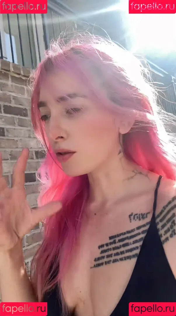 ElIZAGRACEMUSIC / Eliza Grace / elizaxograce Onlyfans Photo Gallery 