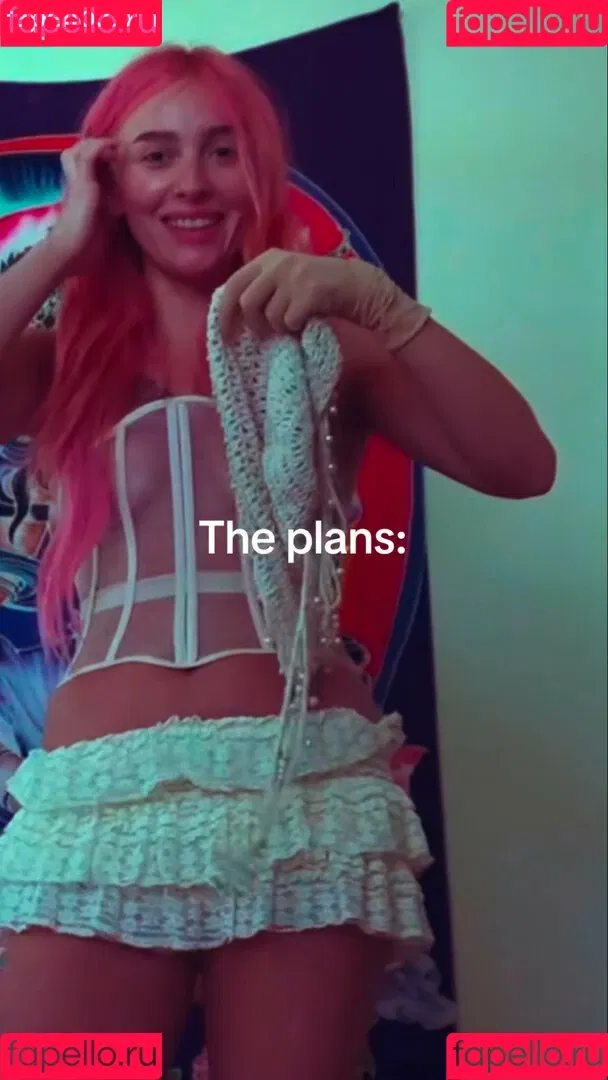 ElIZAGRACEMUSIC / Eliza Grace / elizaxograce Onlyfans Photo Gallery 