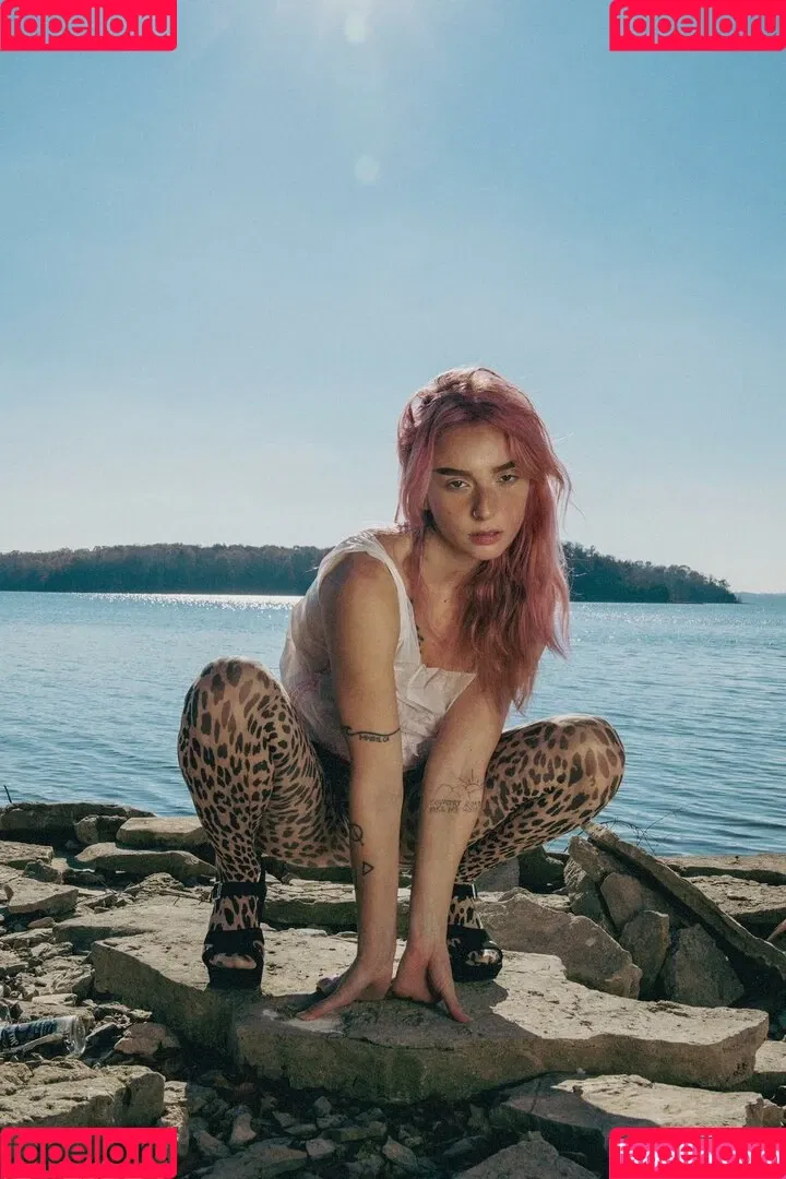 ElIZAGRACEMUSIC / Eliza Grace / elizaxograce Onlyfans Photo Gallery 