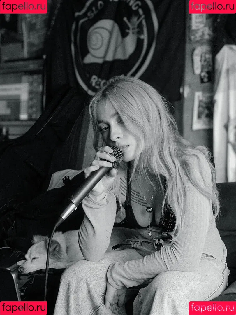 ElIZAGRACEMUSIC / Eliza Grace / elizaxograce Onlyfans Photo Gallery 