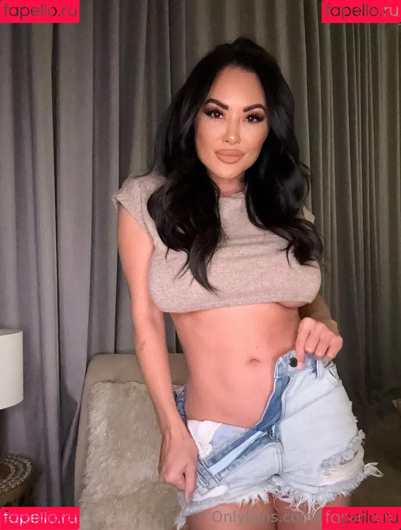 Kaylani Lei / kaylanileix / kaylanilive_backup Onlyfans Photo Gallery 