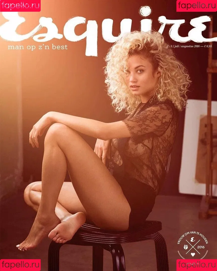 Rose Bertram / rose_bertram Onlyfans Photo Gallery 