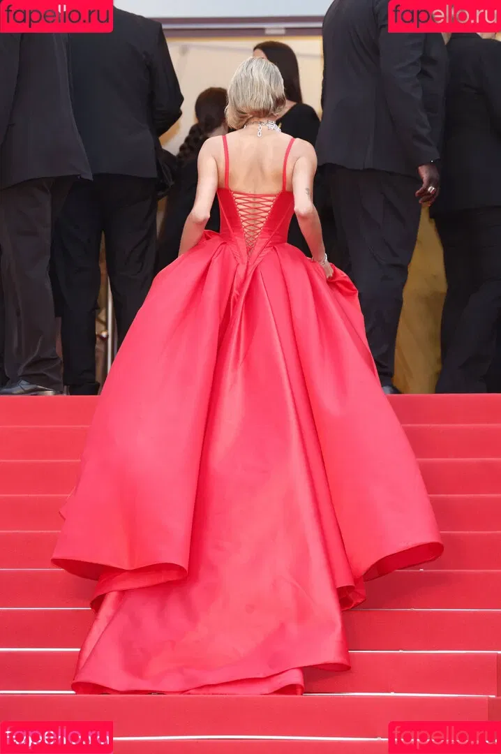 Rose Bertram / rose_bertram Onlyfans Photo Gallery 