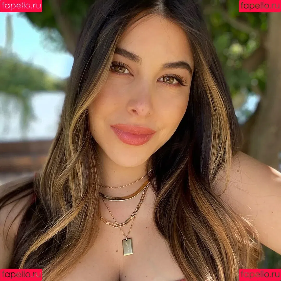 Daniella Monet / daniellamonet Onlyfans Photo Gallery 