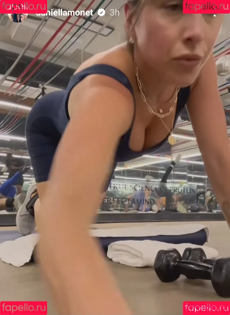 Daniella Monet / daniellamonet Onlyfans Photo Gallery 