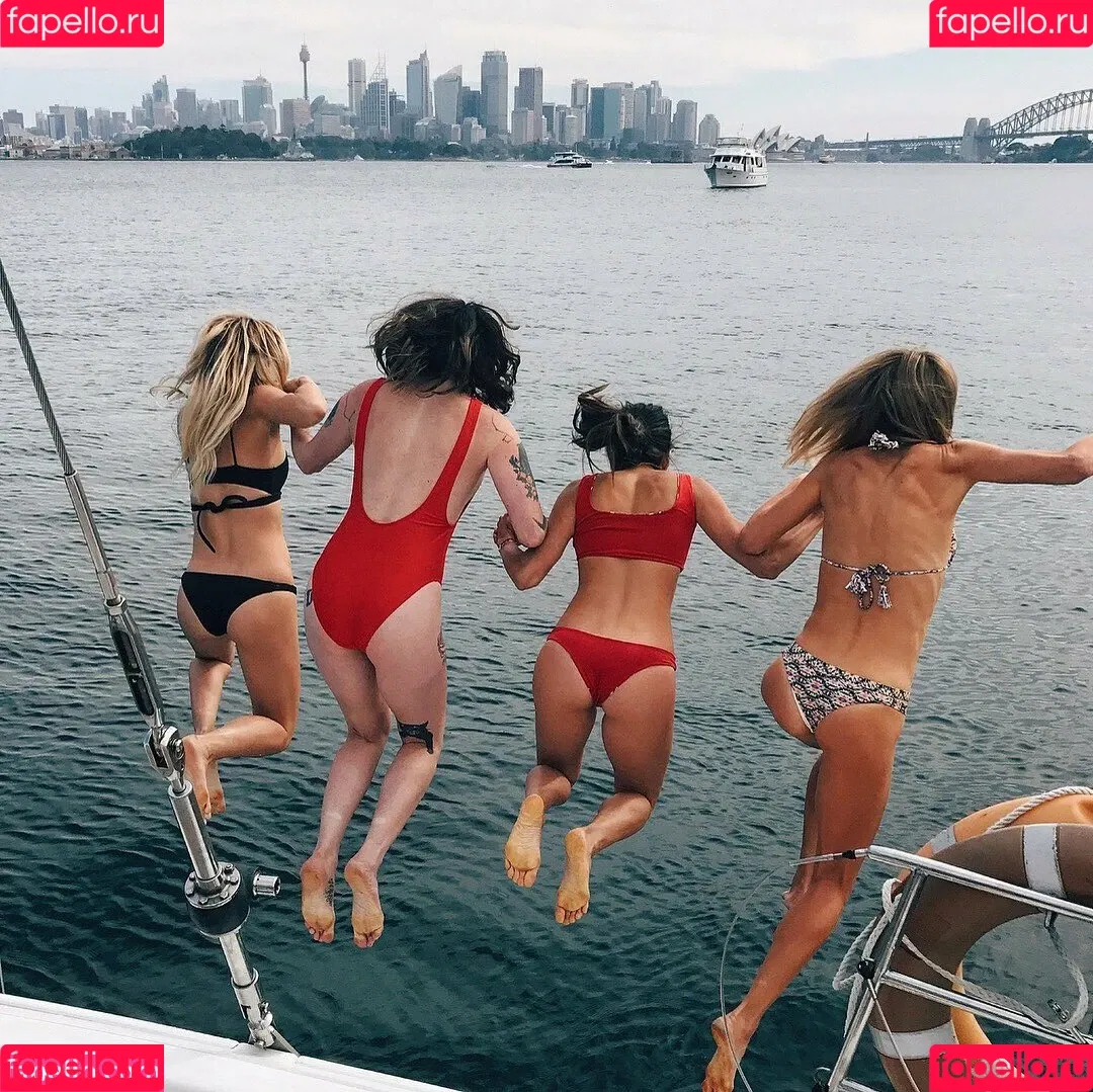 Daniella Monet / daniellamonet Onlyfans Photo Gallery 