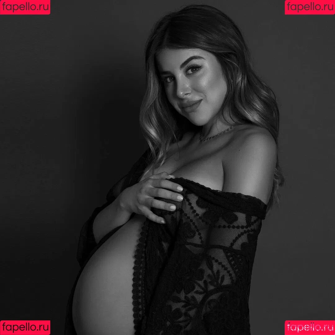 Daniella Monet / daniellamonet Onlyfans Photo Gallery 