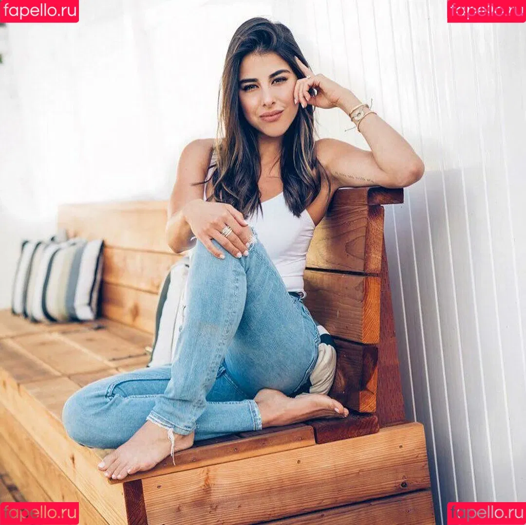 Daniella Monet / daniellamonet Onlyfans Photo Gallery 