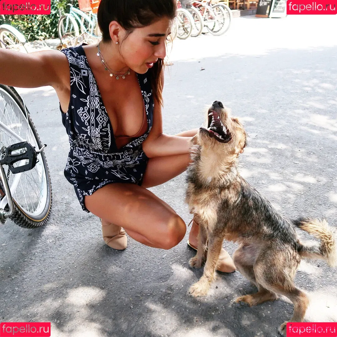 Daniella Monet / daniellamonet Onlyfans Photo Gallery 