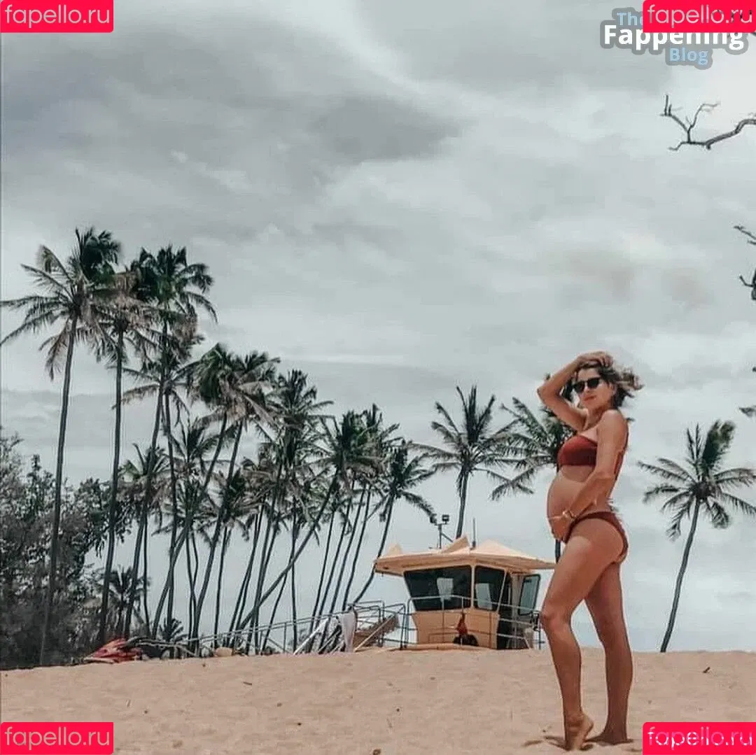 Daniella Monet / daniellamonet Onlyfans Photo Gallery 