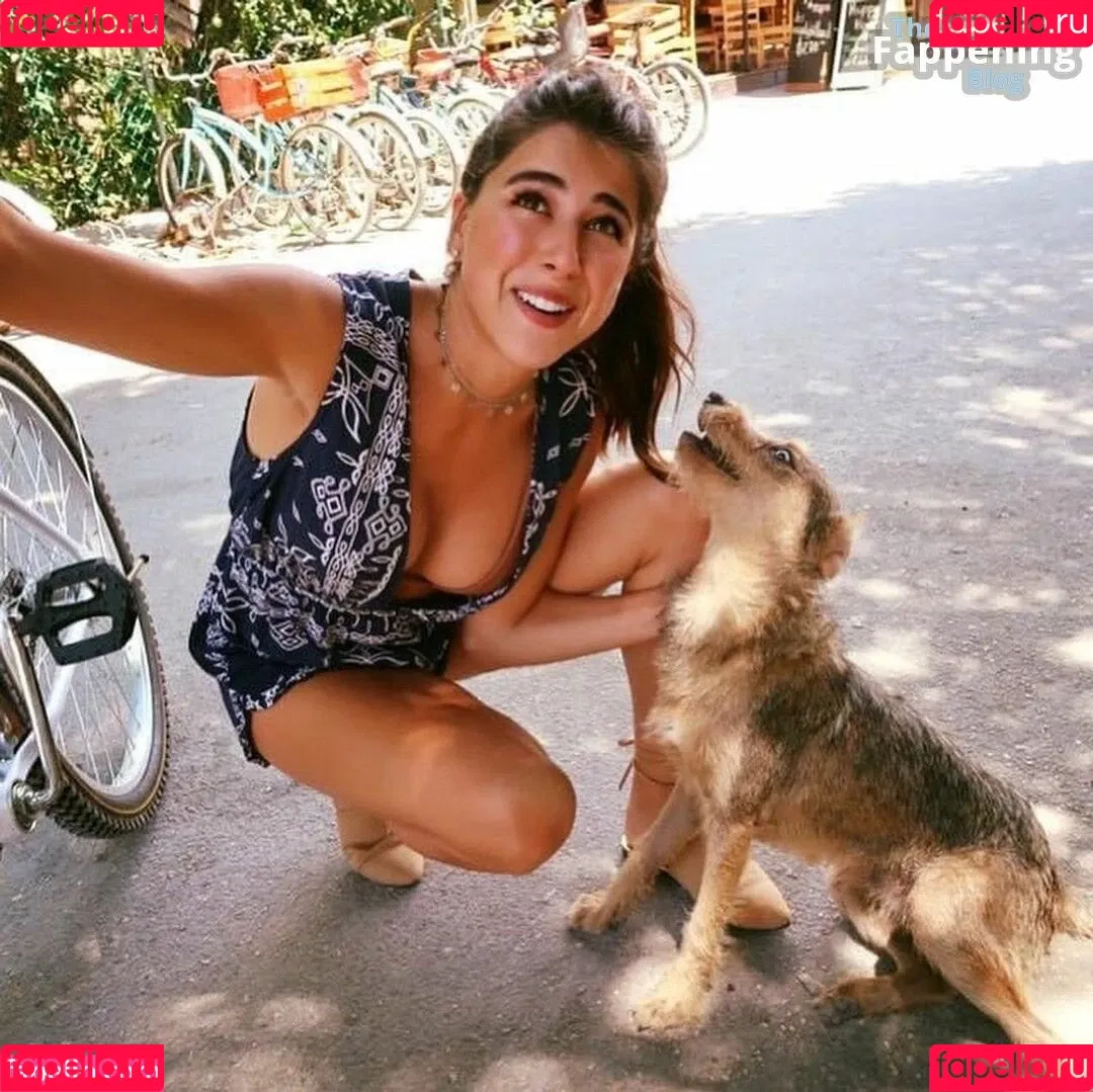 Daniella Monet / daniellamonet Onlyfans Photo Gallery 