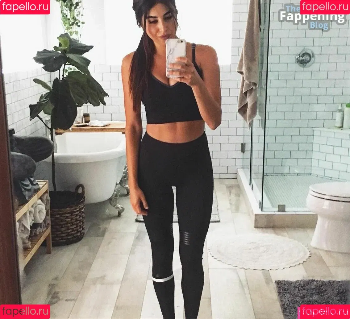 Daniella Monet / daniellamonet Onlyfans Photo Gallery 