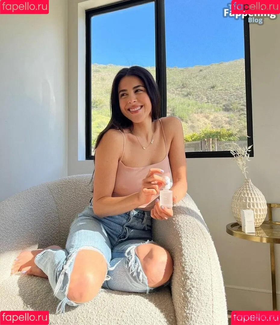 Daniella Monet / daniellamonet Onlyfans Photo Gallery 