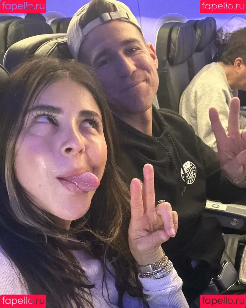 Daniella Monet / daniellamonet Onlyfans Photo Gallery 