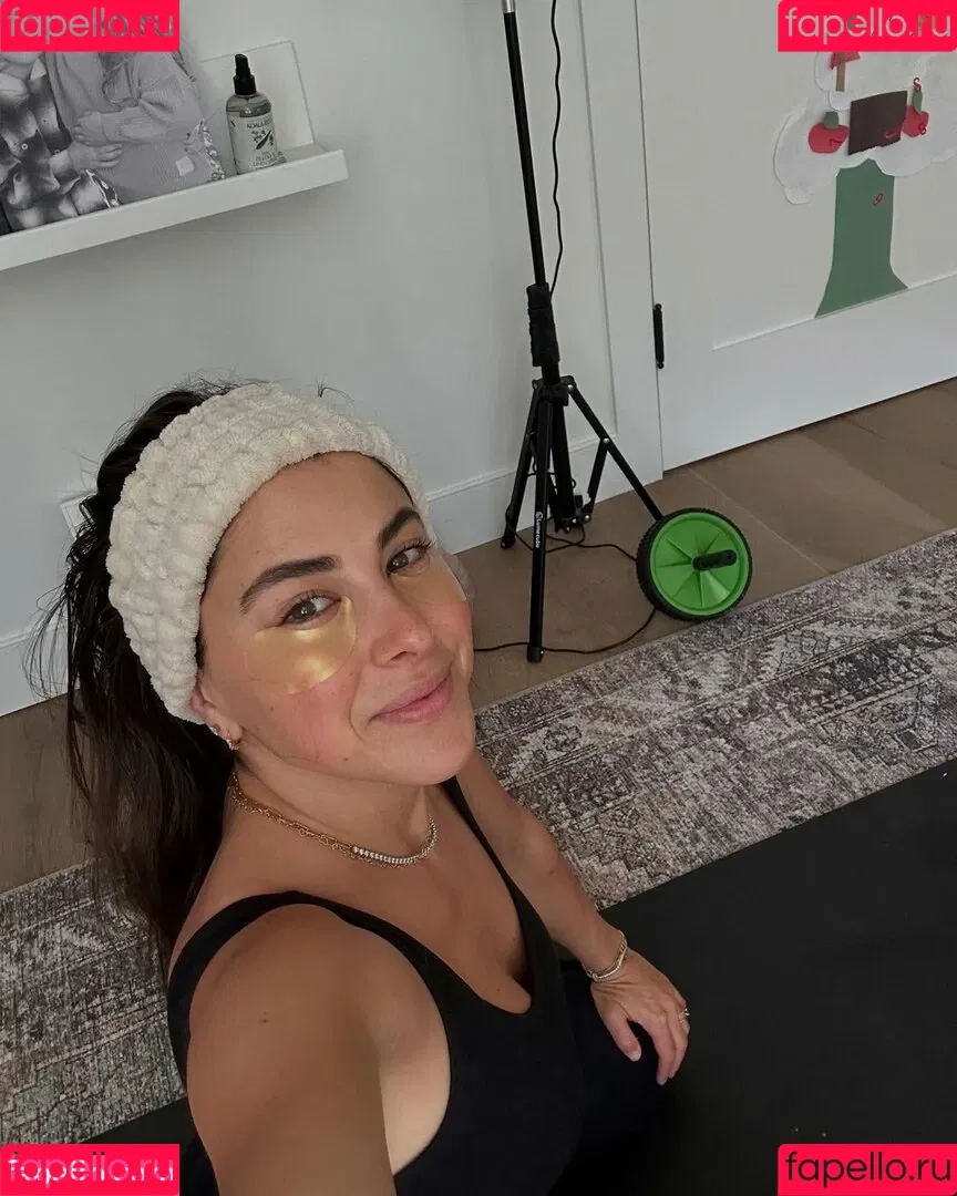 Daniella Monet / daniellamonet Onlyfans Photo Gallery 