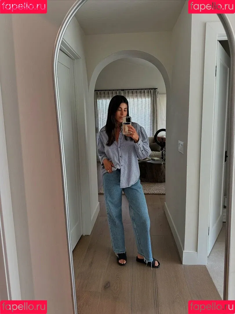 Daniella Monet / daniellamonet Onlyfans Photo Gallery 