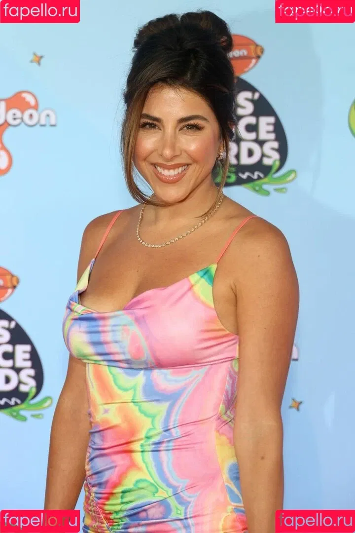 Daniella Monet / daniellamonet Onlyfans Photo Gallery 