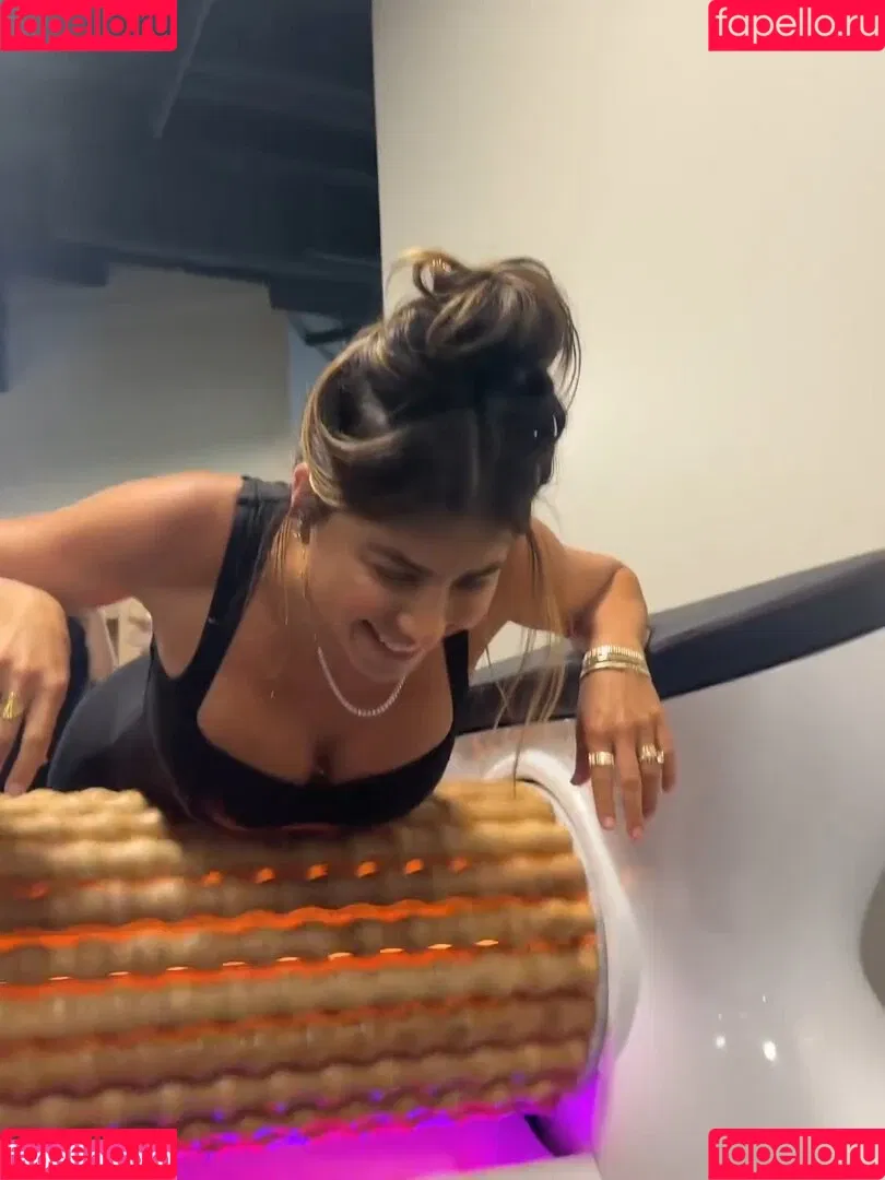 Daniella Monet / daniellamonet Onlyfans Photo Gallery 