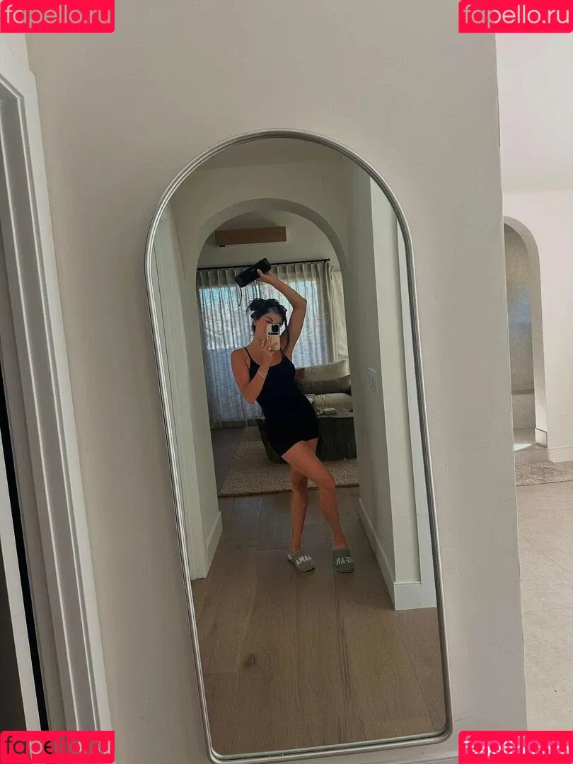 Daniella Monet / daniellamonet Onlyfans Photo Gallery 