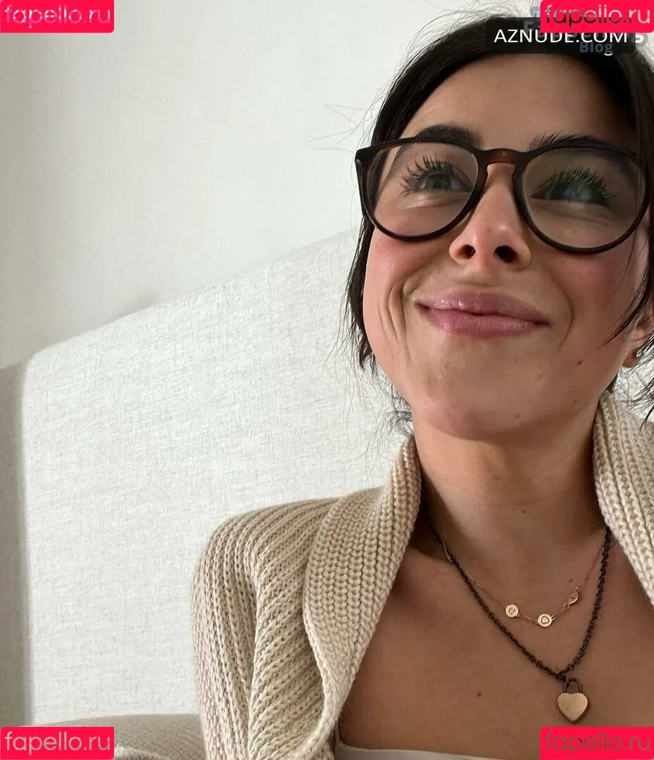 Daniella Monet / daniellamonet Onlyfans Photo Gallery 