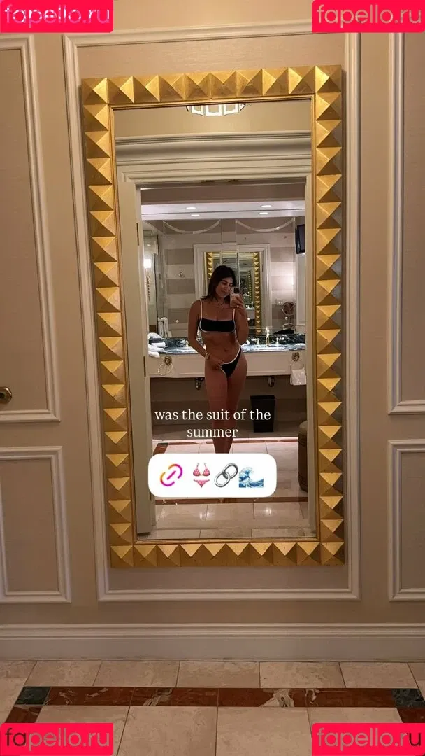 Daniella Monet / daniellamonet Onlyfans Photo Gallery 