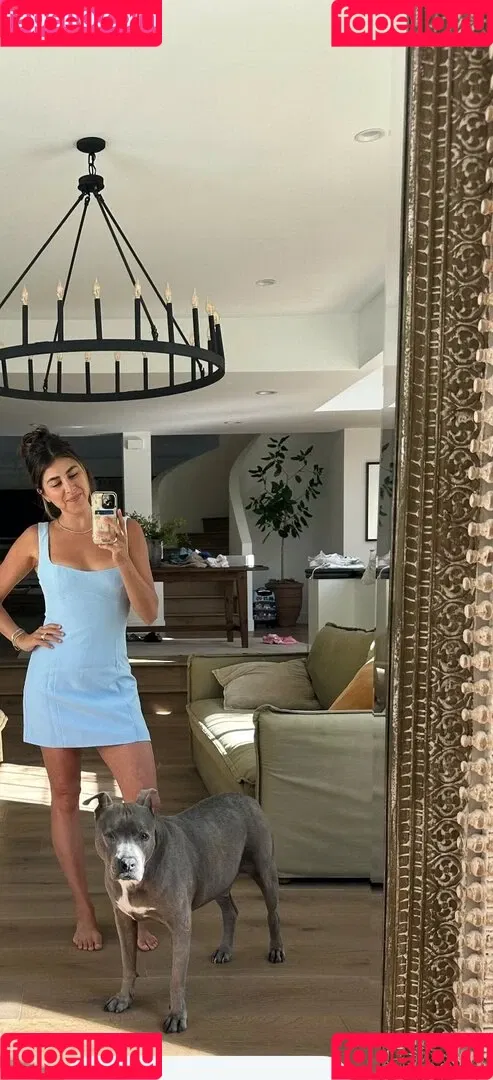 Daniella Monet / daniellamonet Onlyfans Photo Gallery 
